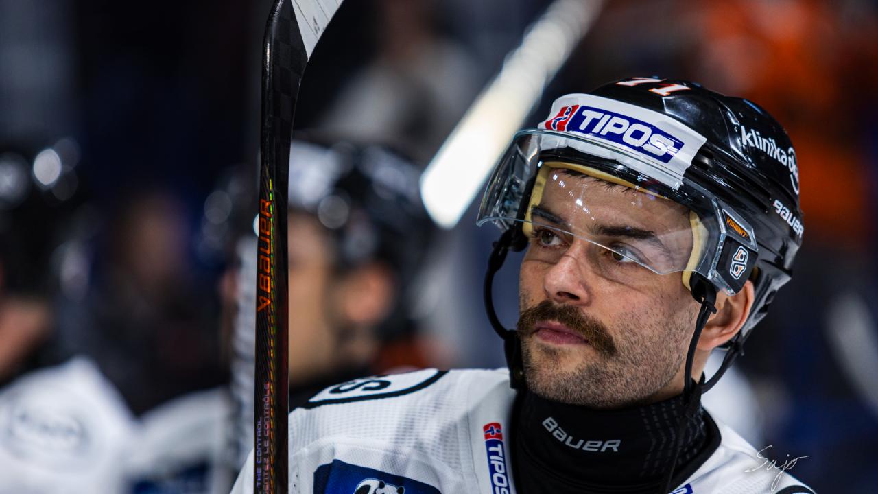 HC Košice podporuje Movember